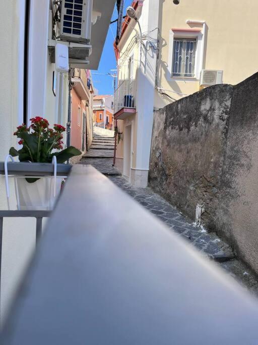 Апартаменты Casa 'Da Annunziata' Few Steps From The Sea Пиццо Экстерьер фото